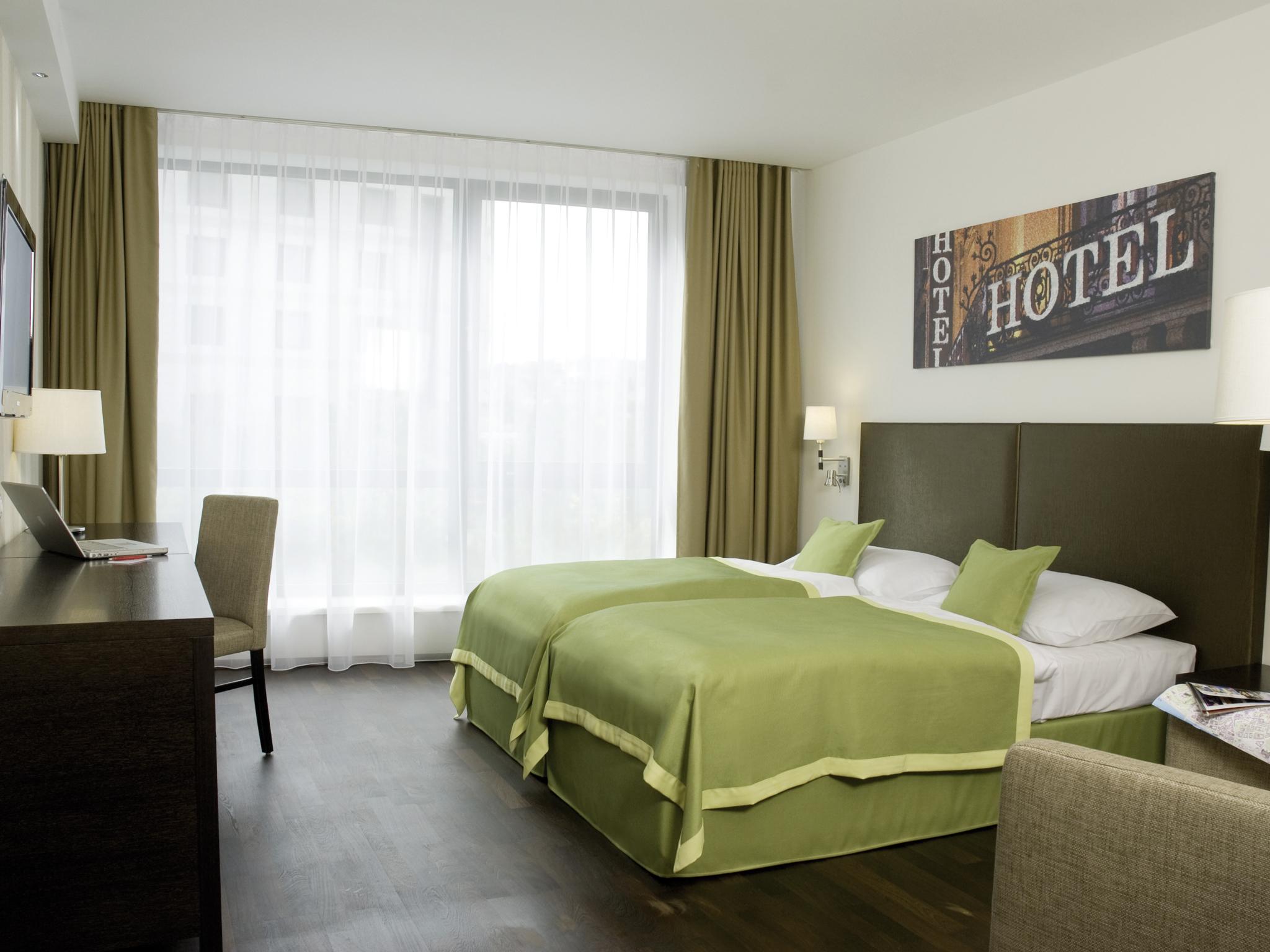 Hotel Ac By Marriott Old Town 4*