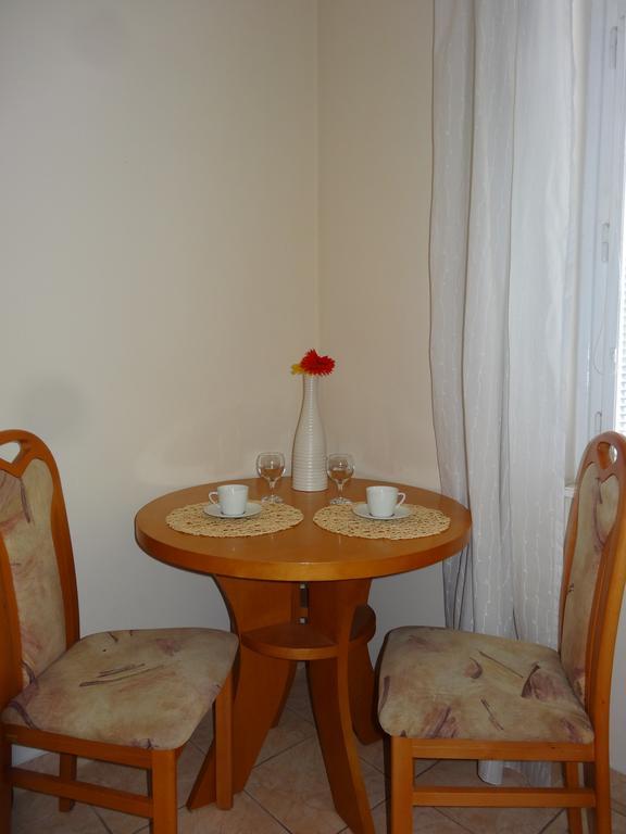 Apartmant 4 Roses * Bratislava