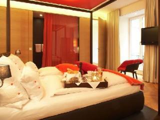 Mama's Design & Boutique 4* Pressburg