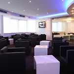 Tempus Club Garni Hotel