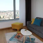 Castle View And City Skyline View, Sky Park Residence
