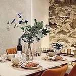 New Design & High Standard Apt From 16Th Century In Old Town-Free Parking