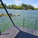 Hausboat Vlnka
