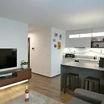 Modern Apartment Near The City Centre Urban