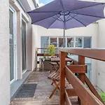 Bratislava -Apartment Near The City Center With A Balcony