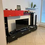 Apartman S Vyhladom Na Hrad