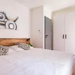 Highnest Apartments