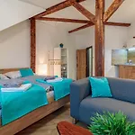 Jonashouse Studios - Great Location Near Bratislava City Center