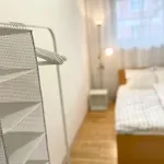 Air Conditioned 1 Bdr Near Train Station