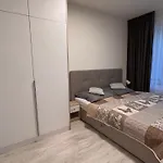 2 Room Apartment, With A View Of The Castle