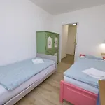 Garden Apartment - Folk District
