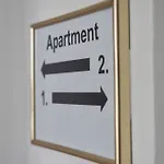 Spacious Apartment Near Hockey And Football Arena