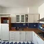 Apartman Obchodna