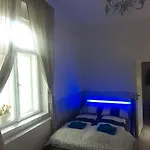 Apartman Matty V Tichom Dvore Priamo V Centre