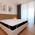 Sky Park New 1-Bedroom Apartment
