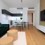 Sky Park New 1-Bedroom Apartment
