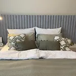 Sweet Home By Zoom Apartments