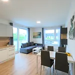 Brand New Apartment By Hockey Stadium