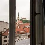 Crystal View