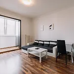 Cozy Apartment In Ruzinov
