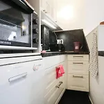 Old Town Sunrise Apartment