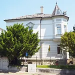 Vynimocny Apartman V Staromestskej Vile S Vyhladom Na Hrad