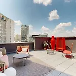 Stylovy Loft S Ohromnou Terasou