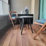 Beautiful 1 - Bedroom Apartment In Downtown