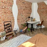 Charming&Luxury - Spacious Apartment In Old Town
