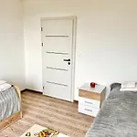 Big 3 Separate Rooms Convenient City Haven !