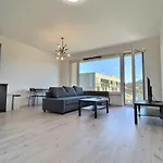 Free 1X Parking And Free Wifi New Suncatcher Apartment
