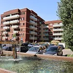 Luxo Grand Apartments By Bratislavatrip