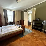 Gorkeho Apartment In City Centre