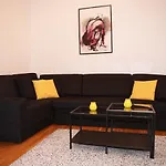 Cozy Apartment In The Middle Of Bratislava