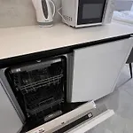 Air Conditioned 1 Room Apartment Vienna Gate, 3