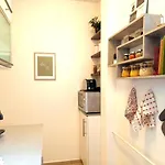 Cozyhome Medena Central, Quiet Premium Spot In Old Town