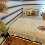 City Center Apartment With Self-Check-In