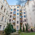 Charming Flat, Steps From Castle - Historic Part
