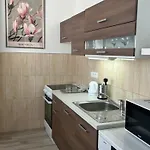 Magnolia Studio Apartment
