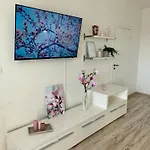 Magnolia Studio Apartment