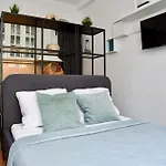 Central Urban Studio - Style Meets Comfort