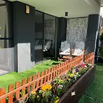 Forest Park Garden Apartment
