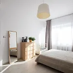 Coburg Palace Apartment