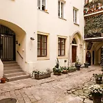 Apartment Lea - Old Town