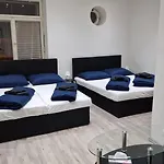 Apartment Flora - Late Check-Out At Noon 12 O Clock For Free