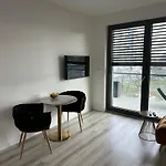 Ein Park Apartment With Free Parking