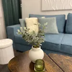 James Dean Apartment - Next To Nivy Bus Station & Mall