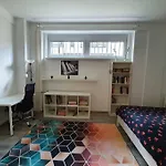 Stylish & Quiet Apt Next To Presidential Palace