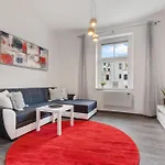 Air Conditioned Apartment 5 Min To Railway Station - Old Town