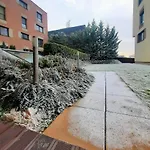 Melrose Apartments